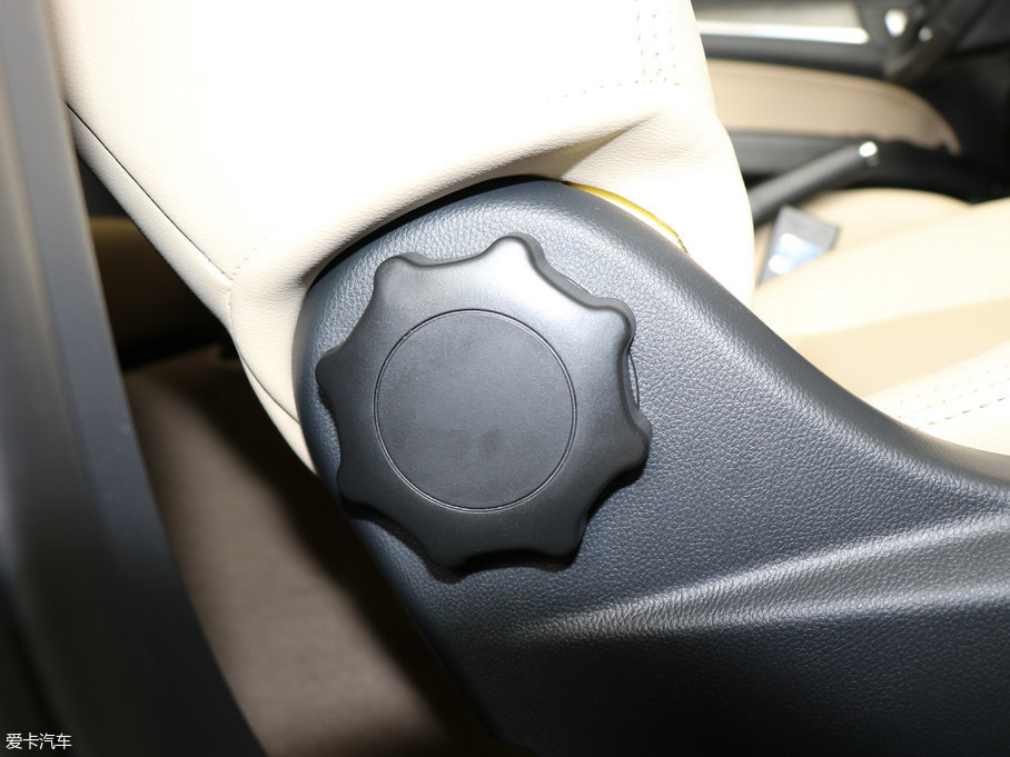 2017��vB30 1.6L �քӺ��A��