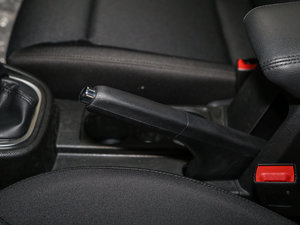 20171.6L ք(dng)A v܇Ƅ(dng)