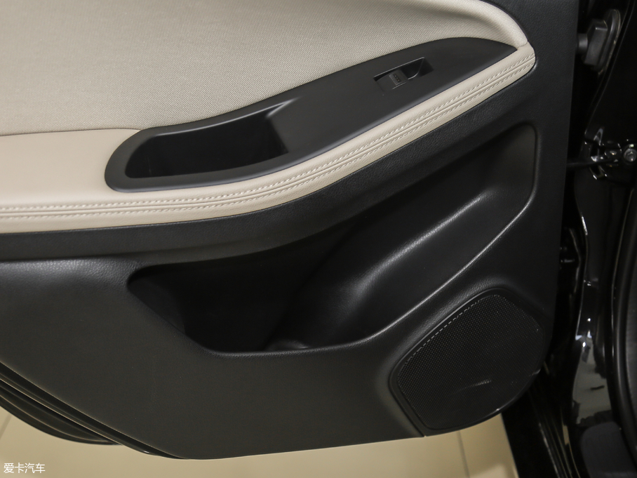 2018vB70 2.0L ք(dng)(lin)