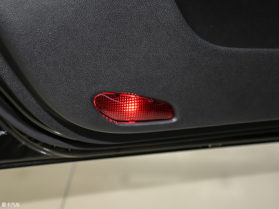 2018vB70 2.0L քӻ