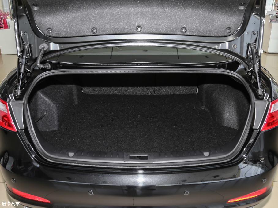 2018vB70 2.0L քӻ