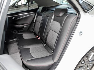 2018款2.0L 自动互联智享型 后排座椅