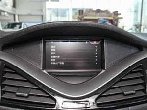 2018款2.0L 自动互联智享型 中控区