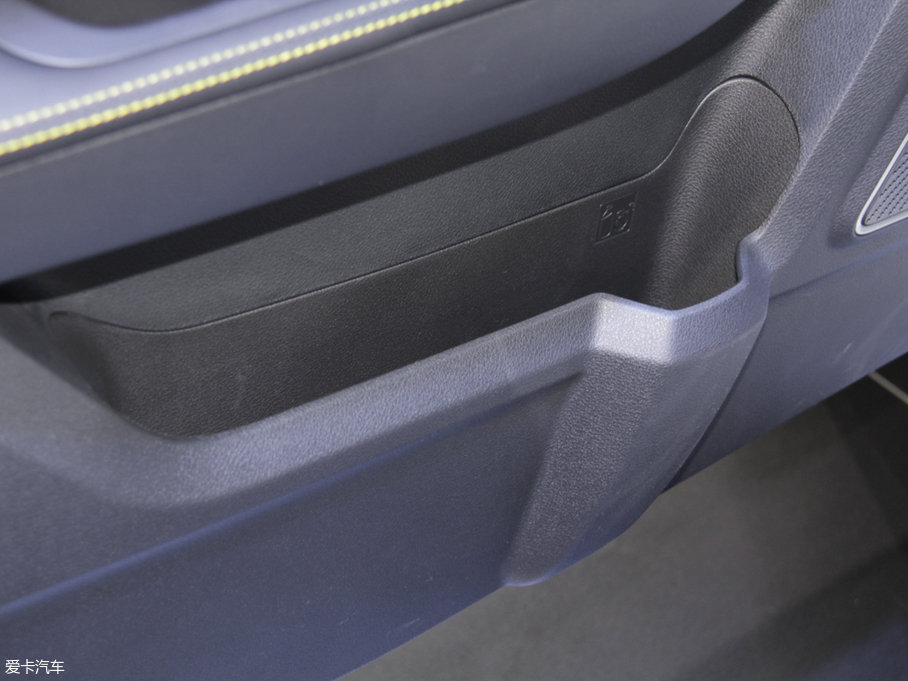 2018vX40 1.6L Ԅ(dng)(lin)ǿ