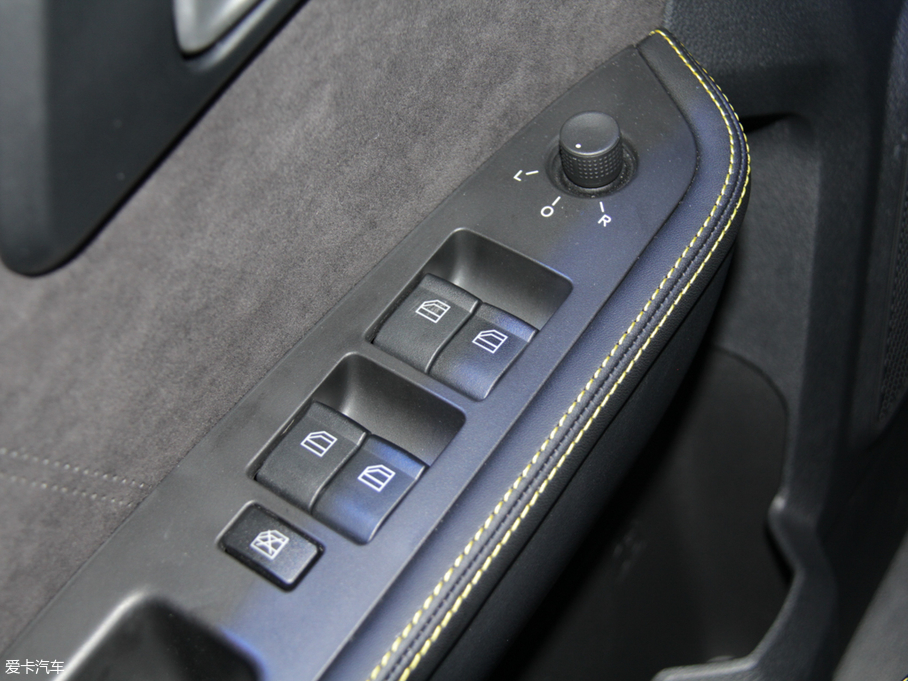 2018vX40 1.6L Ԅ(dng)(lin)ǿ