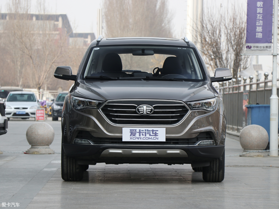 2018vX40 Wt 1.6L ԄӺA