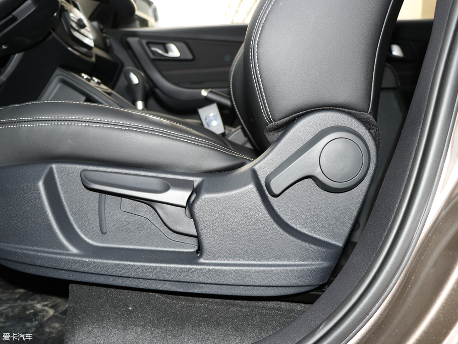 2018vX40 W(wng)t 1.6L Ԅ(dng)A