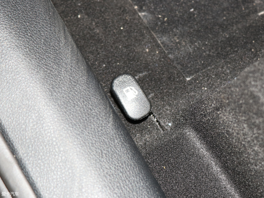 2018vX40 W(wng)t 1.6L Ԅ(dng)A