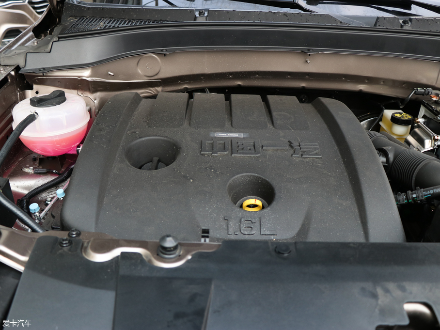 2018vX40 Wt 1.6L ԄӺA