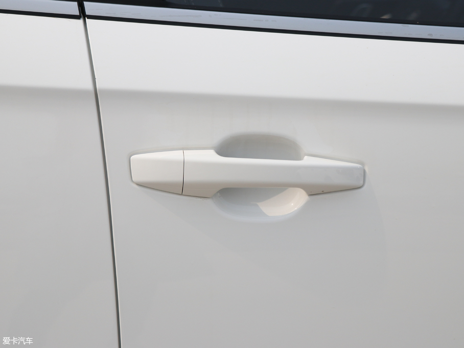 2018��vX40 �W�t�� 1.6L �Ԅӻ��ǿ���