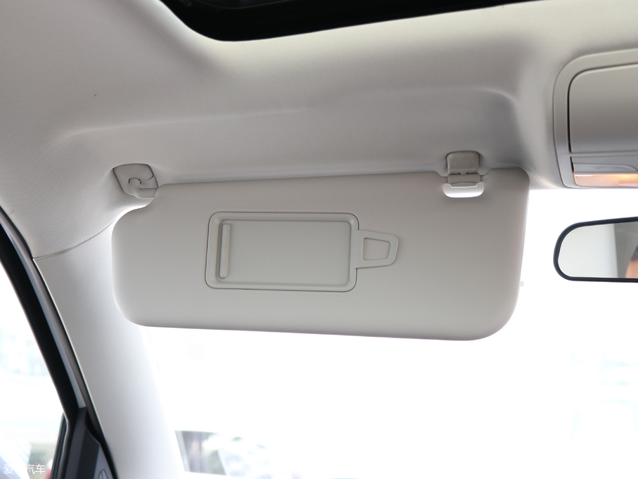 2018��vX40 �W�t�� 1.6L �Ԅӻ��ǿ���