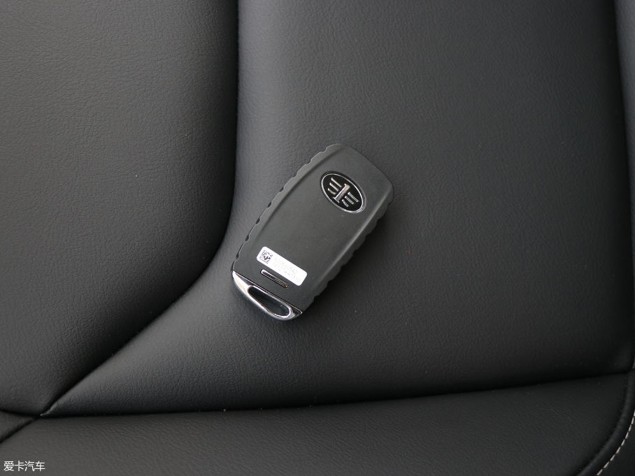 2018vX40 W(wng)t 1.6L Ԅӻ(lin)ǿ