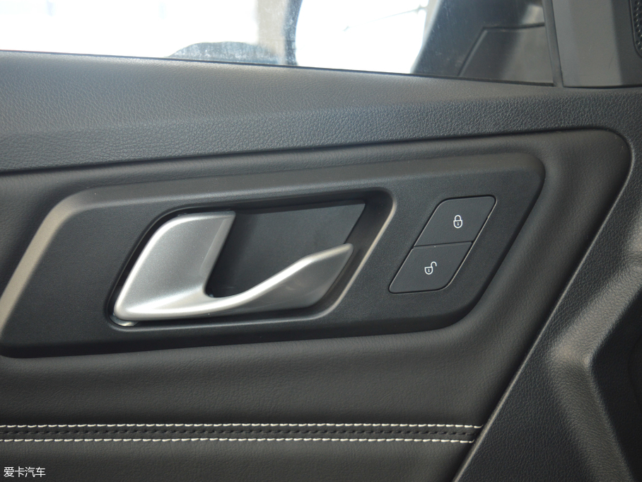 2018vX40 Wt 1.6L քӺA