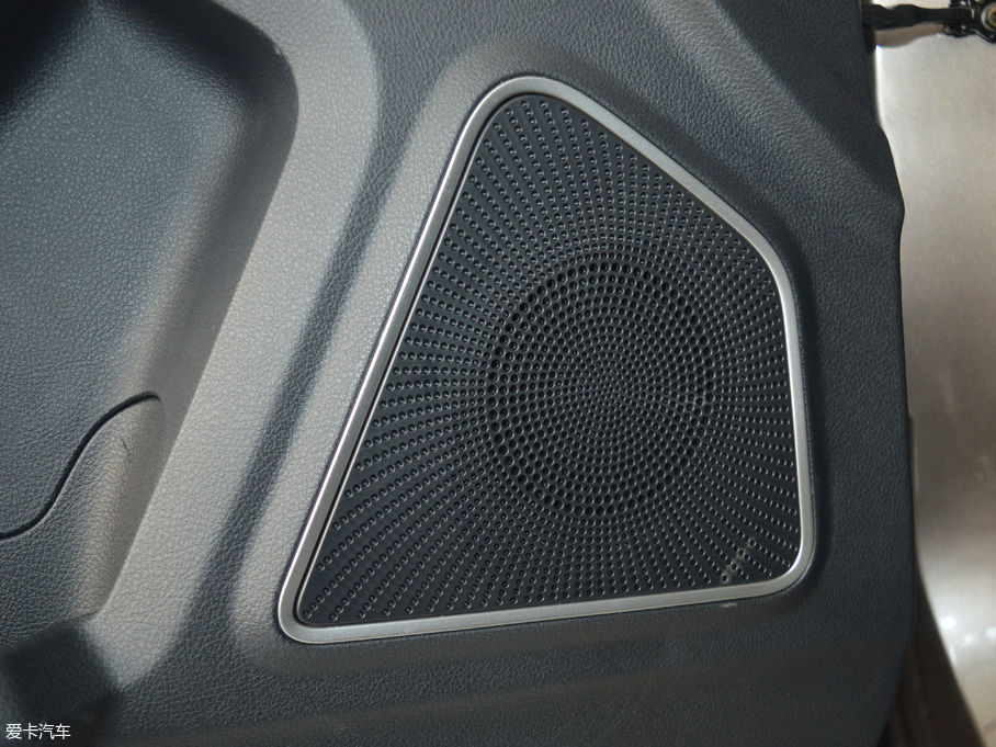 2018vX40 Wt 1.6L քӺA