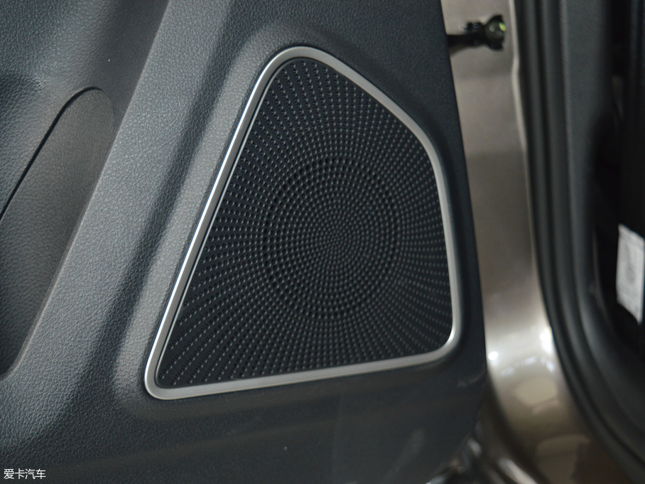 2018vX40 Wt 1.6L քӺA