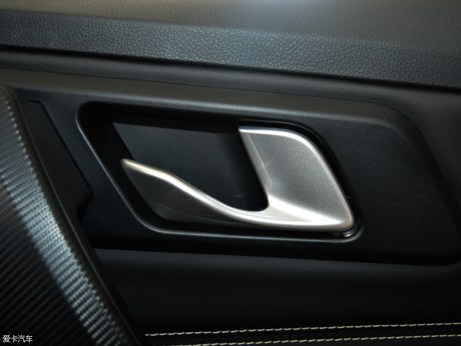 2018vX40 Wt 1.6L քӺA