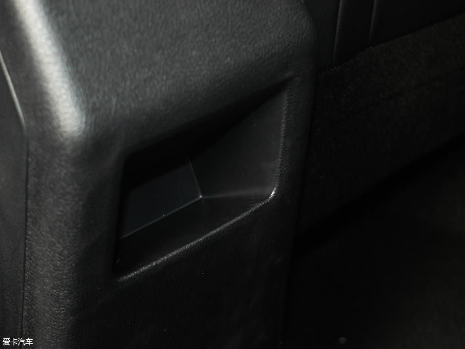 2018vX40 Wt 1.6L քӺA