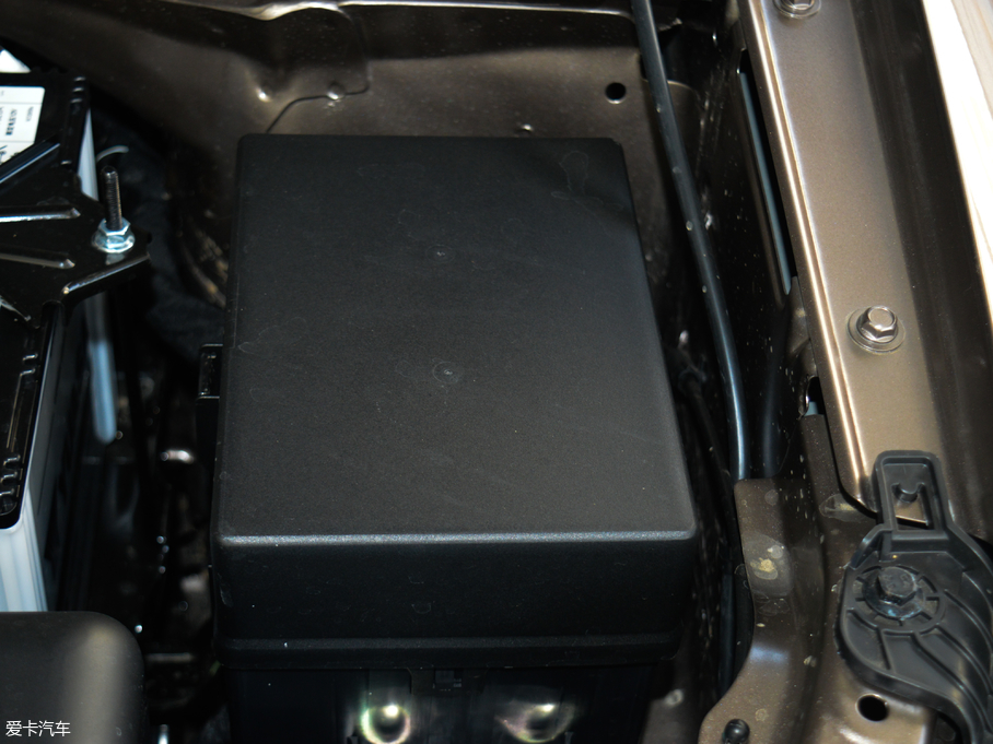 2018vX40 Wt 1.6L քӺA