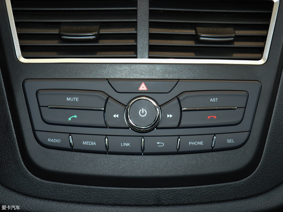 2018vX40 1.6L Ԅ(dng)(lin)ǿ