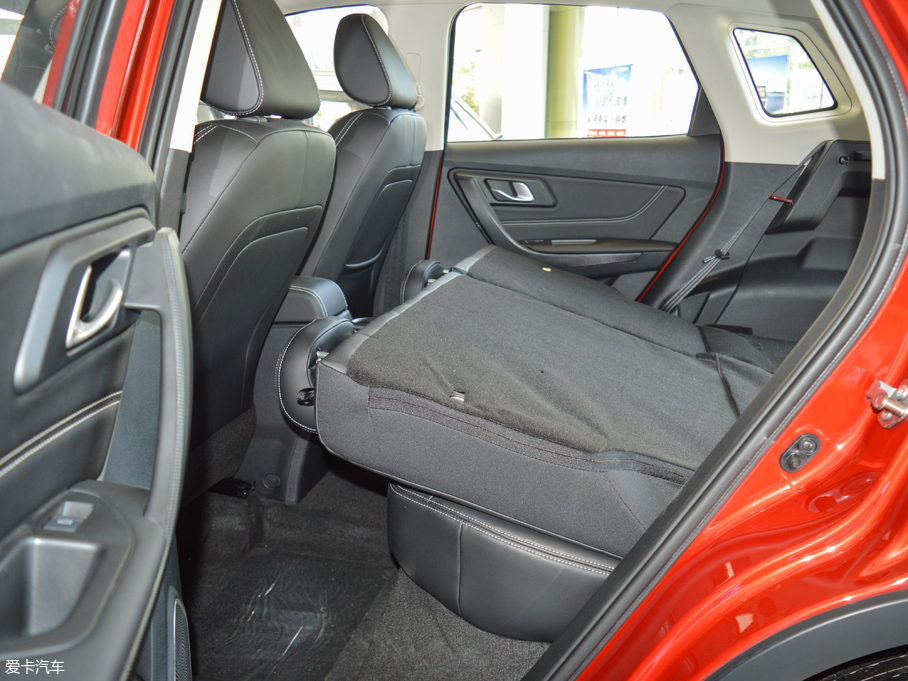 2018vX40 Wt 1.6L քӺA