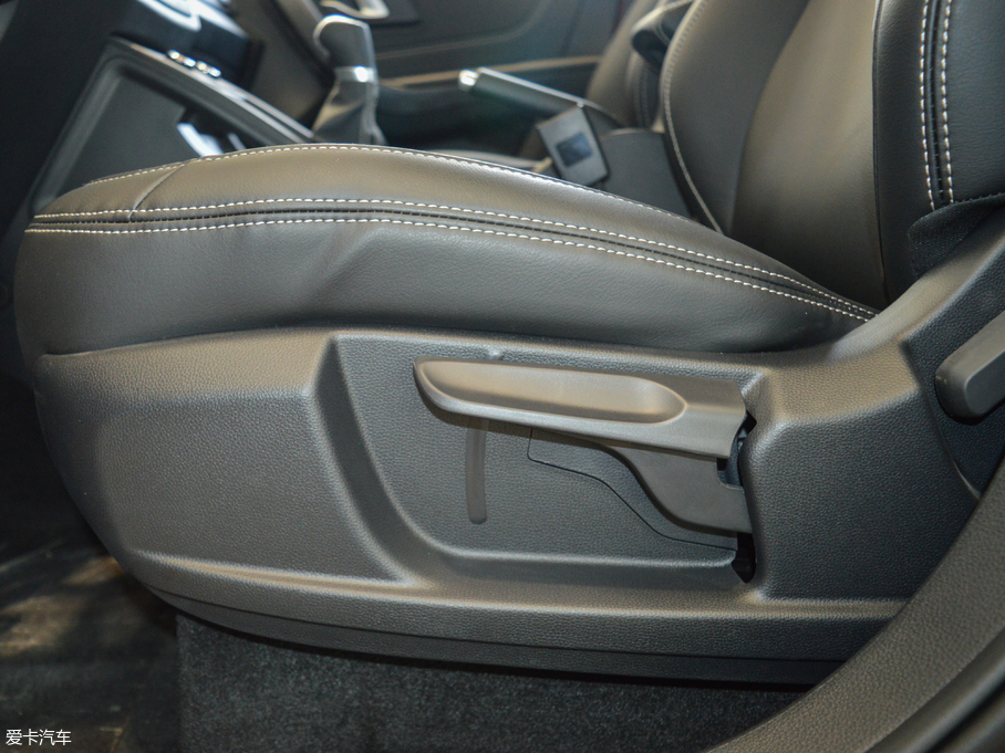 2018vX40 Wt 1.6L քӺA