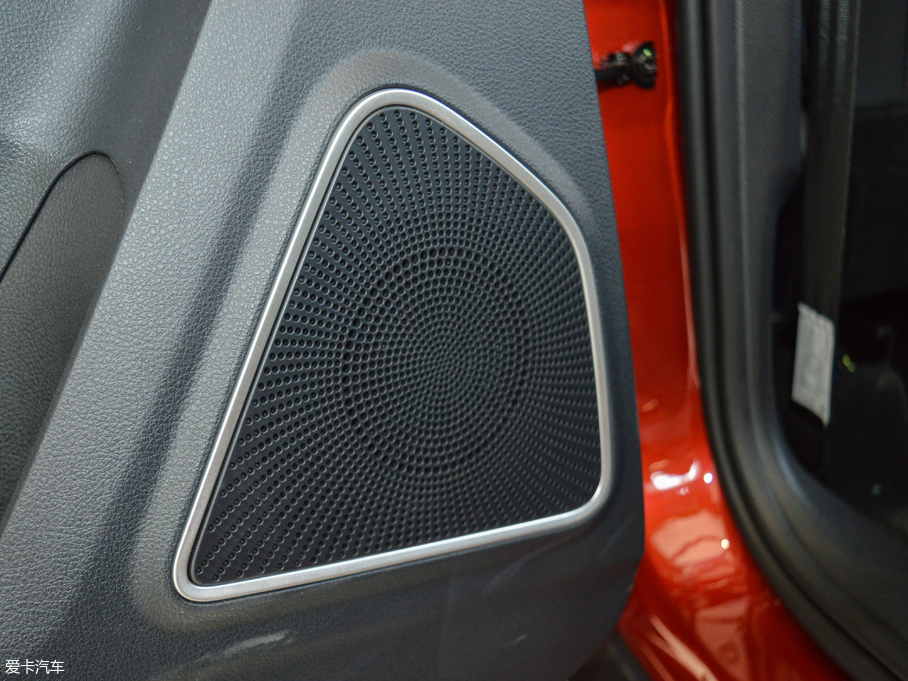 2018vX40 Wt 1.6L քӺA