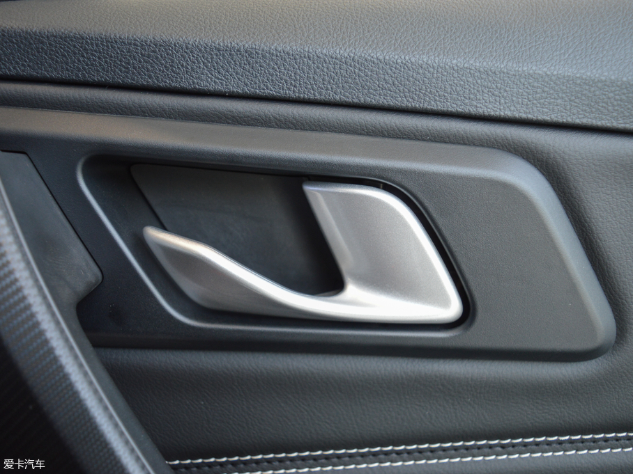 2018vX40 Wt 1.6L քӺA