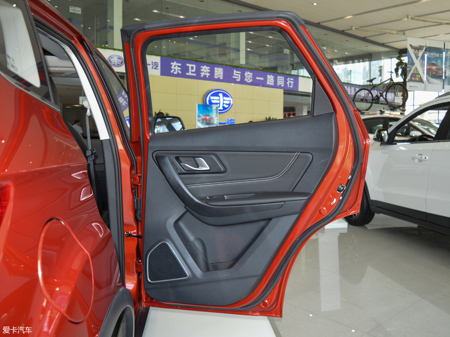 2018vX40 Wt 1.6L քӺA