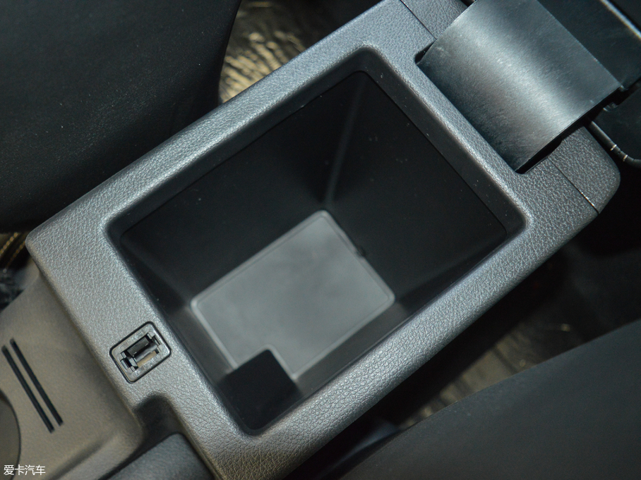 2018vX40 Wt 1.6L քӺA