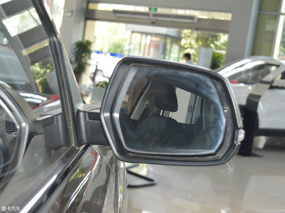 2018vX40 Wt 1.6L քm