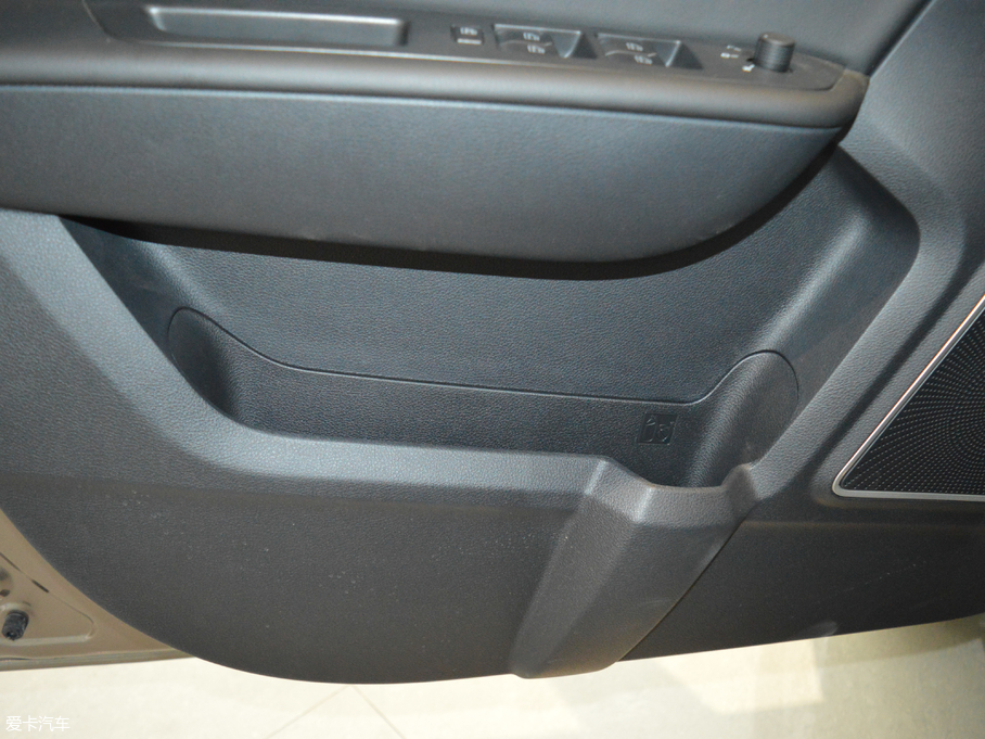 2018vX40 Wt 1.6L քm