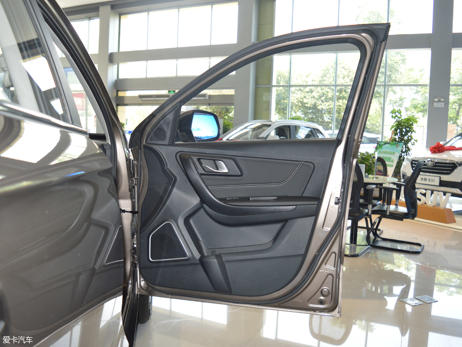 2018vX40 Wt 1.6L քm