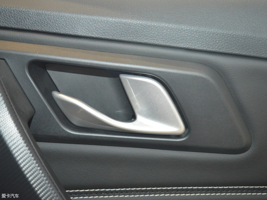 2018vX40 Wt 1.6L քm