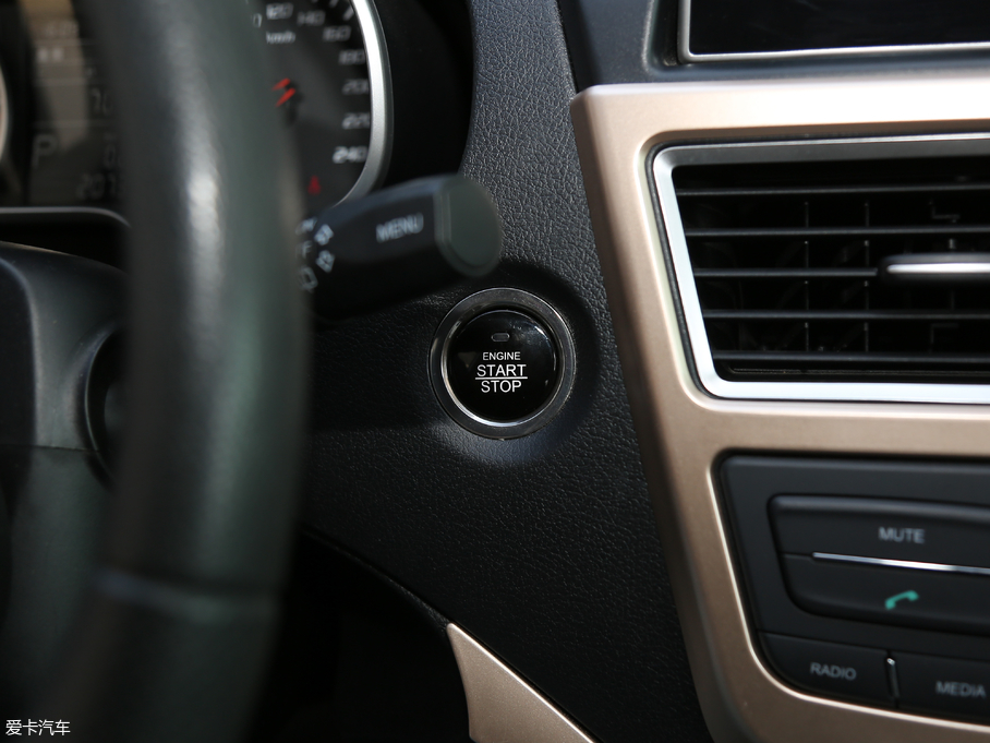 2018vX40 1.6L Ԅӻ