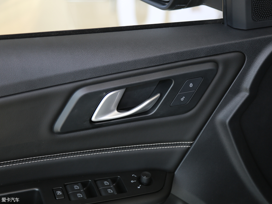 2018vX40 1.6L Ԅӻ