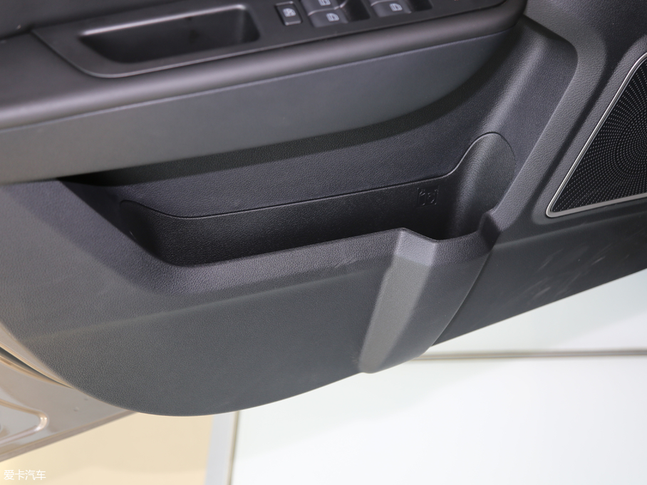 2018��vX40 1.6L �Ԅӻ�(li��n)������