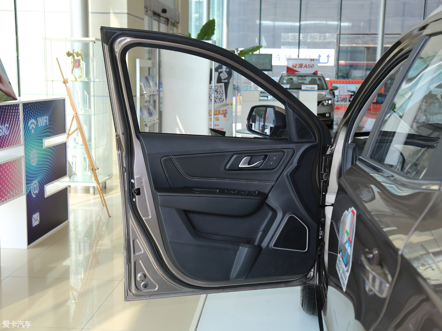 2018vX40 Wt 1.6L Ԅӻ