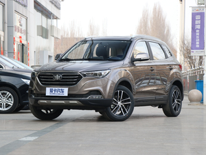 2018款网红版 1.6L 自动豪华型 左前45度