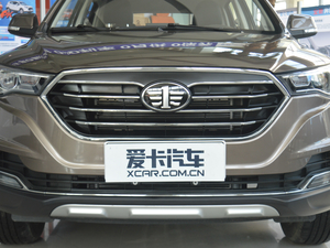 2018款网红版 1.6L 手动豪华型 中网