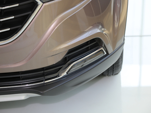 2018款网红版 1.6L 自动互联智享型 前雾灯