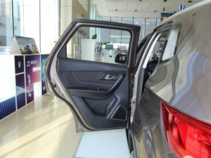 2018款网红版 1.6L 自动互联智享型 左后车门