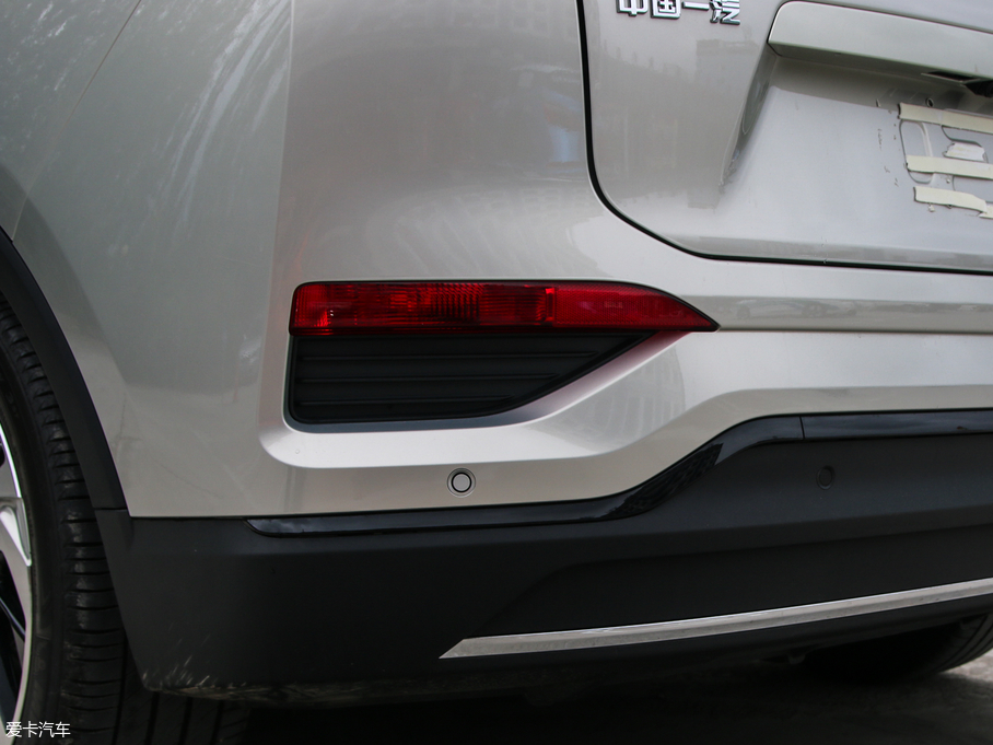 2019tE-HS3 (lin)I(q)