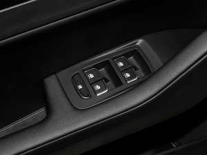 201930TD 퍄Ӱ {܇ƅ^	