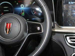 2020款2.0T 智联旗畅版 中控区