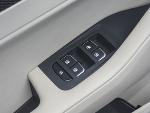 20201.8T ԄI {܇ƅ^	