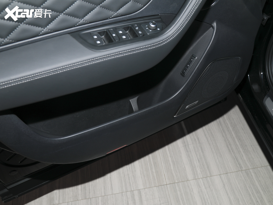 2021tHS7 3.0T Ԅ(dng)(q)(lin)