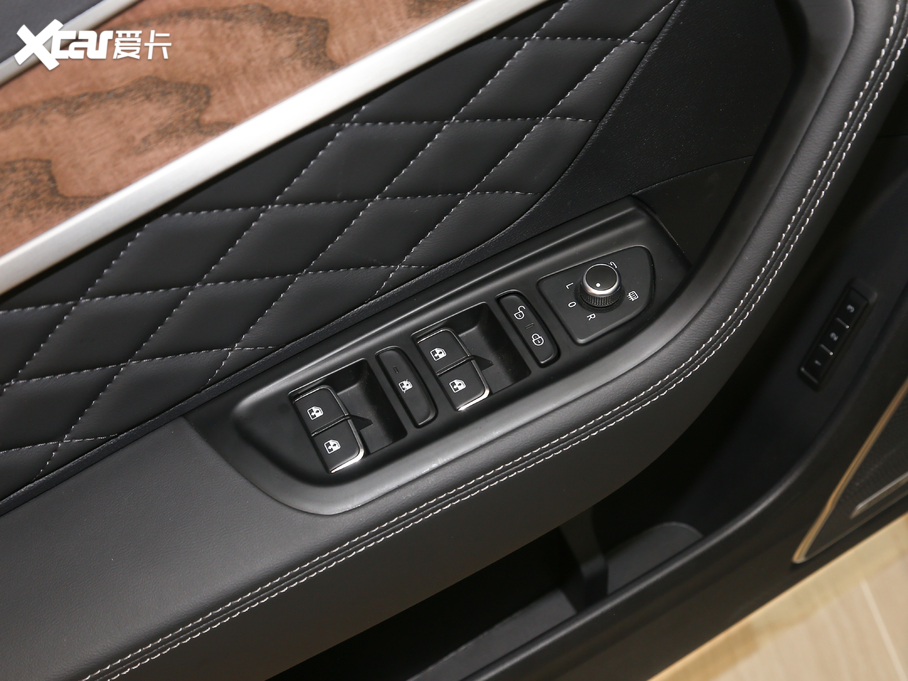 2021tHS7 3.0T Ԅ(q)(lin)앳