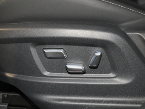 20212.0T ԄӃ앳 {{