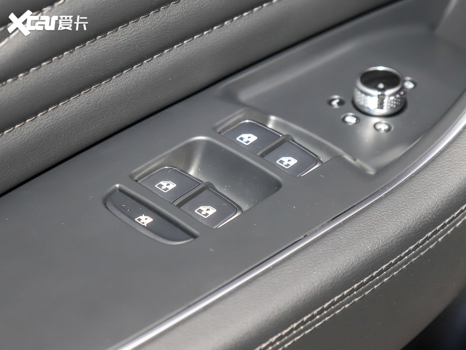 2022tHS5 2.0T 혷ُ