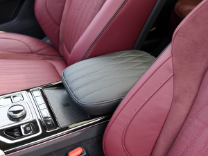 20222.0T (lin)I(lng)(q) 